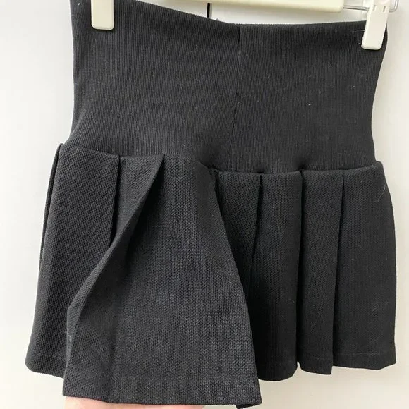 Women's Winter Knit Skirt - Picture 4 of 12